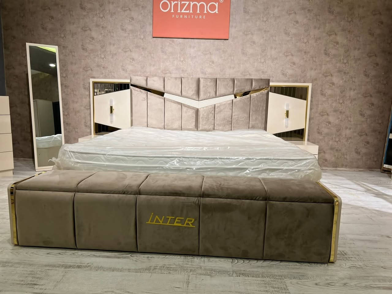 عرض خاص 
٩٧٥الف فقط
شامل النقل والشد مجانا في محافظه النجف الاشرف *********** 
***********
