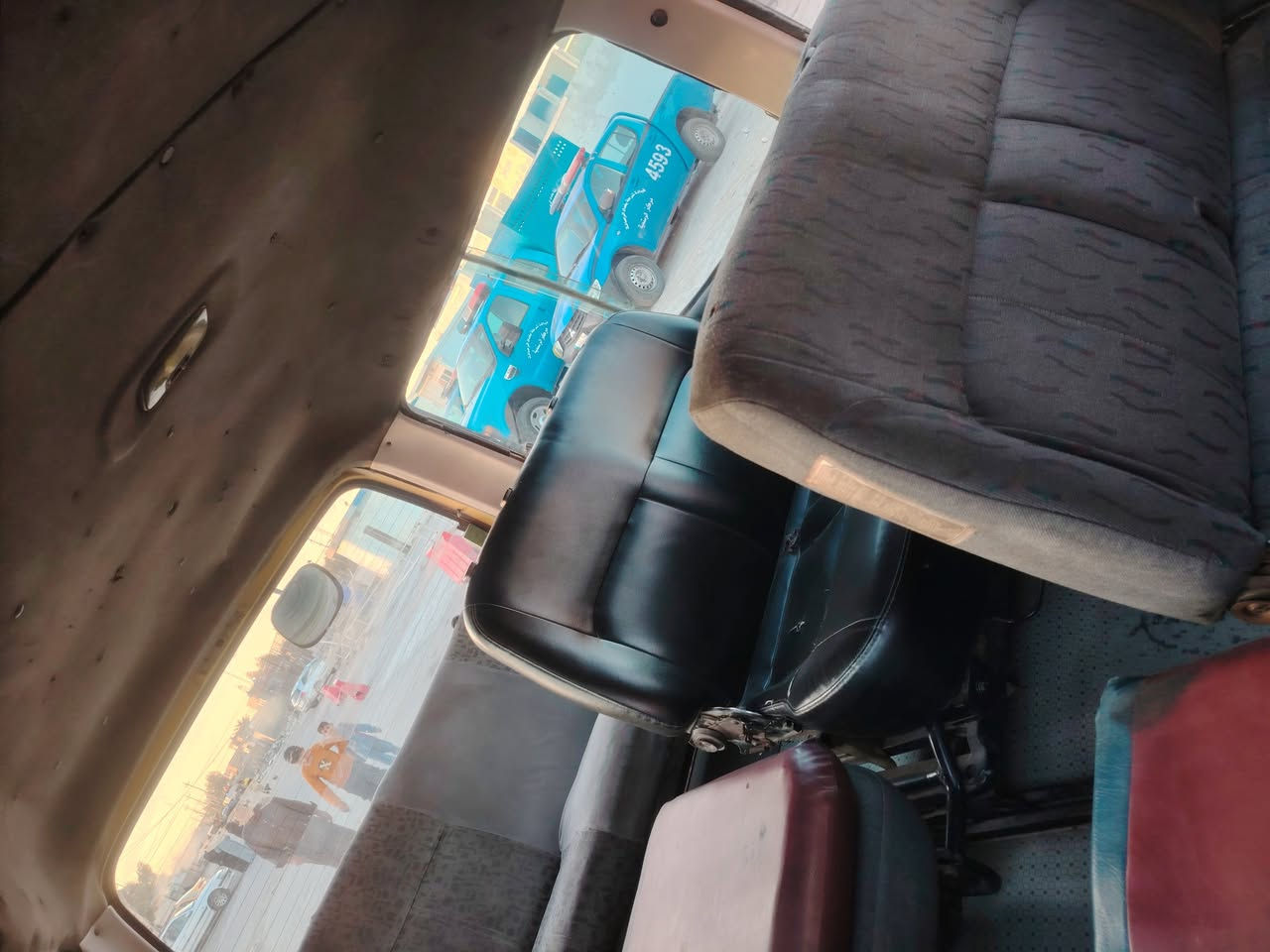 السلام عليكم سياره ابريجو لبيع موديل ٩٧ امصفره هيئه ومرور أرقام جديده مكينه كير اكسن كفله شواصي ابلاد مكان السياره بغداد السعر ٥٥  الرقم الموبايل ***********
