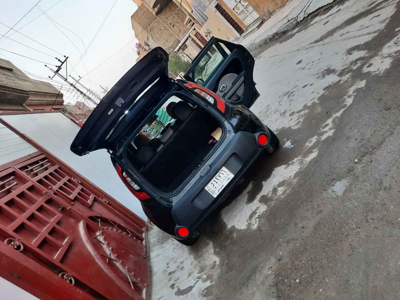 السلام عليكم صول للبيع موديل 2014 وارد امريكي بدون حادث السيارة نضيفة مكاني بغداد الغزالية السعر 100 وبيها مجال للاستفسار الاتصال على الرقم ***********
