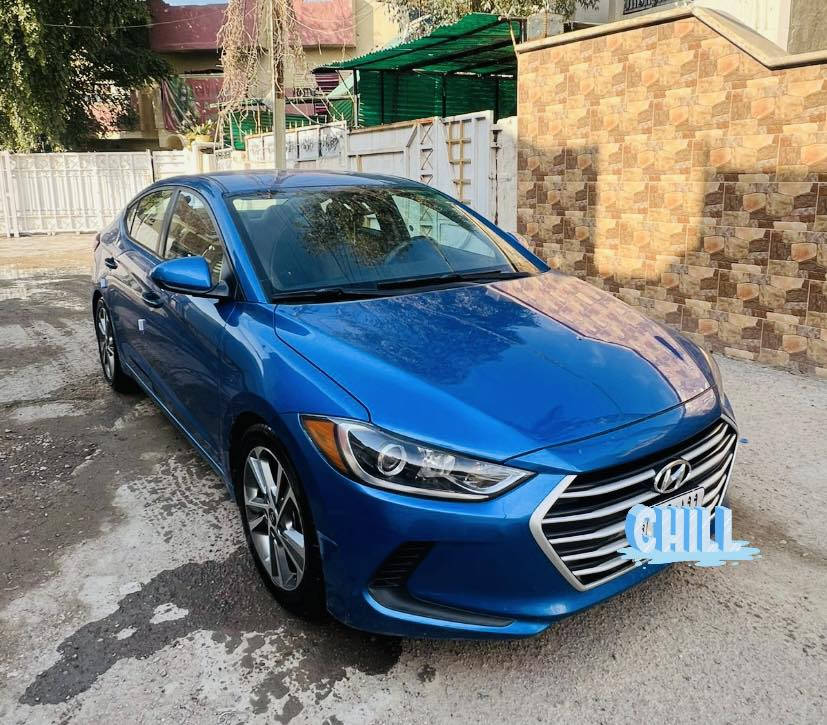 السلام عليكم
للبيع هونداي انترا 

وارد امريكي 

موديل 2018 

رقم بغداد باسمي 

ماشية 90 

حادث خفيف كلش طخه بين الباب واجاملغ خلفي بدون تبديل 

صور حادث بمنشور 

بدون دواخل كفاله 

ليبل واحد 

محرك الفين دوش 

مكان سيارة بغداد 

سعر 118 وبيه مجال 

رقم تلفون ***********
