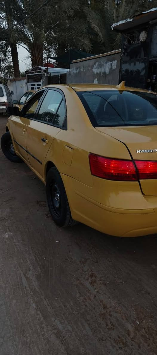 سلام عليكم للبيع سوناتا موديل ٢٠٠٧ محدثه ١٠ سياره جاهزه وخير من الله صبغه جديده مكينه ٢٤٠٠ تبريد تدفئه تخم تاير زنون شاشه رقم بغداد تحويل مباشر مكان السياره بابل سعرها ٧٠ وبيها مجال بسيط رقمي ***********
