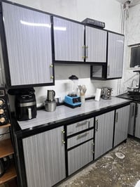 كاونتري جديد • استعمال شهر • مساحة صغيرة