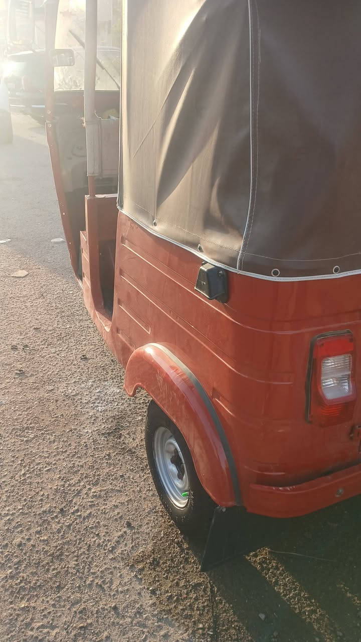 تكتك حلوه تكتك مقبوله عام بدون ظرفه صبقه حلوه 18شهر11جديده ***********
