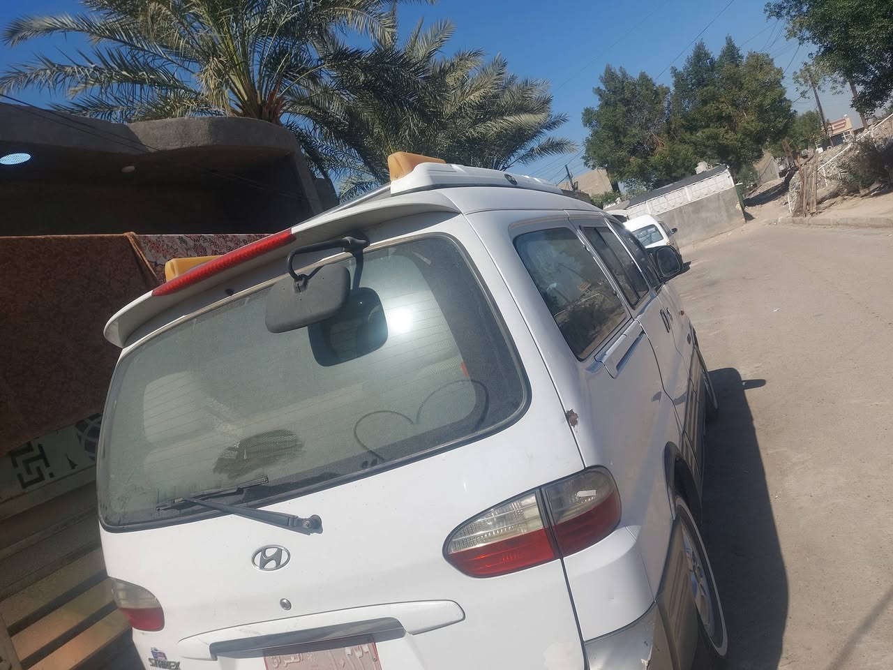 السلام عليكم ستاركس مديل ٢٠٠٧ مسكراوتماتيك كفالة من صبغ وتبديل محرك بي بخار شواصي معمره رقم ديالى احمر باقي عل بصمه العنوان الزعفرانيه السعر ٩٠وبيهه مجال رقم الهاتف ***********
