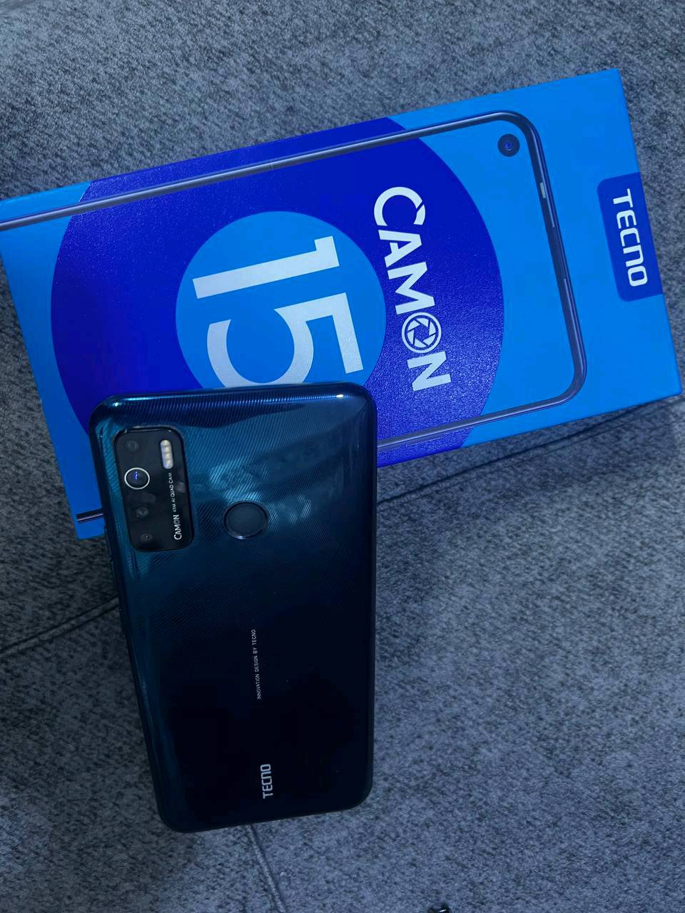 الموقع 
ناصريه مركز قرب الشارع الجامع الثقلي السعر 
150 الف وبي مجال
شنو سعة التخزين  
128G