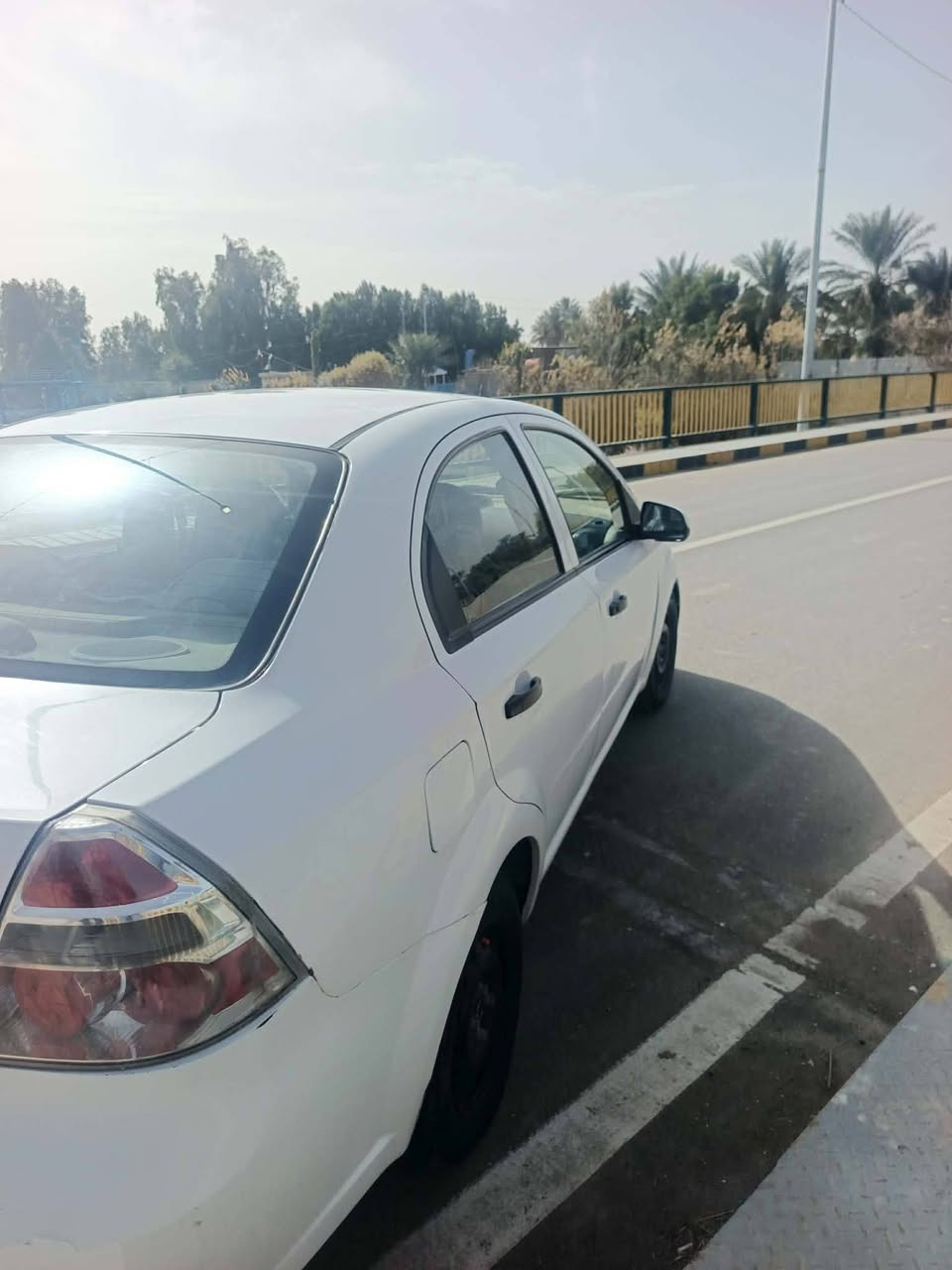 سياره افيو موديل ١١  مفتوح   محرك  نضيف تخم تاير جديد بيه ضربه بل باب الأيمن  سعر ٦٨وبيه مجال نجف مشخاب ناحية القادسية  ما متواجد عل فيس هاذ رقمي ***********
