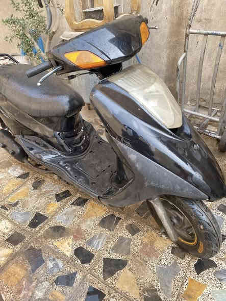 بريز للبيع شغاله سلف هندر كهربائيات شلعه قويه بس بيها صوت لو كلجات لو اكسل  بغداد الحبيبيه السعر 400
***********
