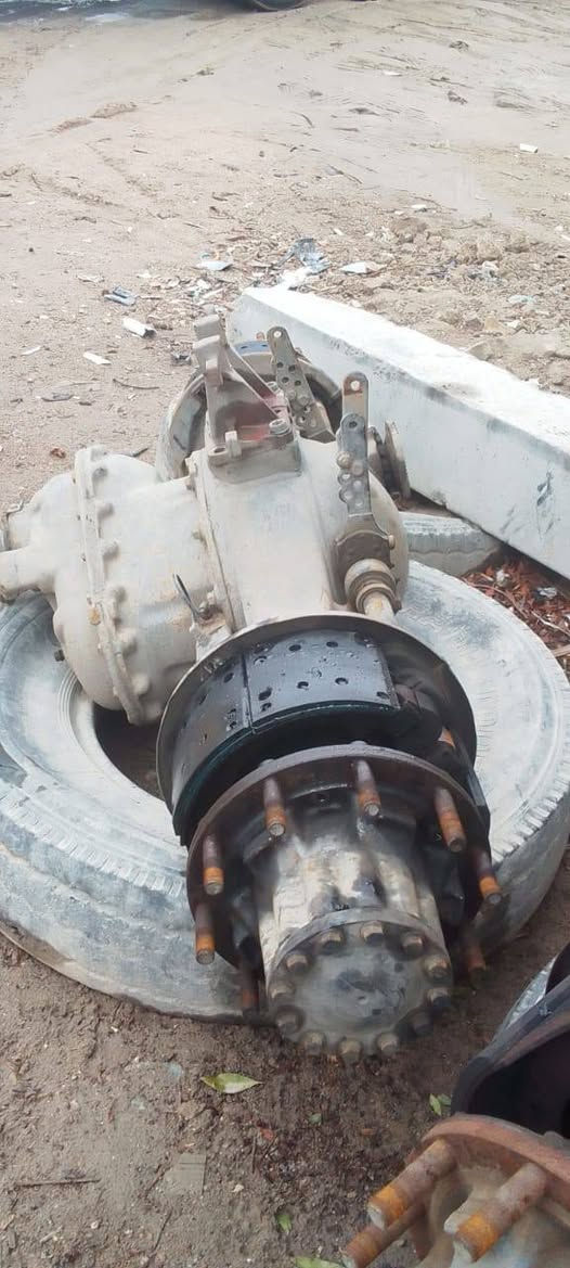 مجموعه مان شفتات مجموعه خفيفه  سعر 8ورقات مكان بصره دير   رقم ***********
