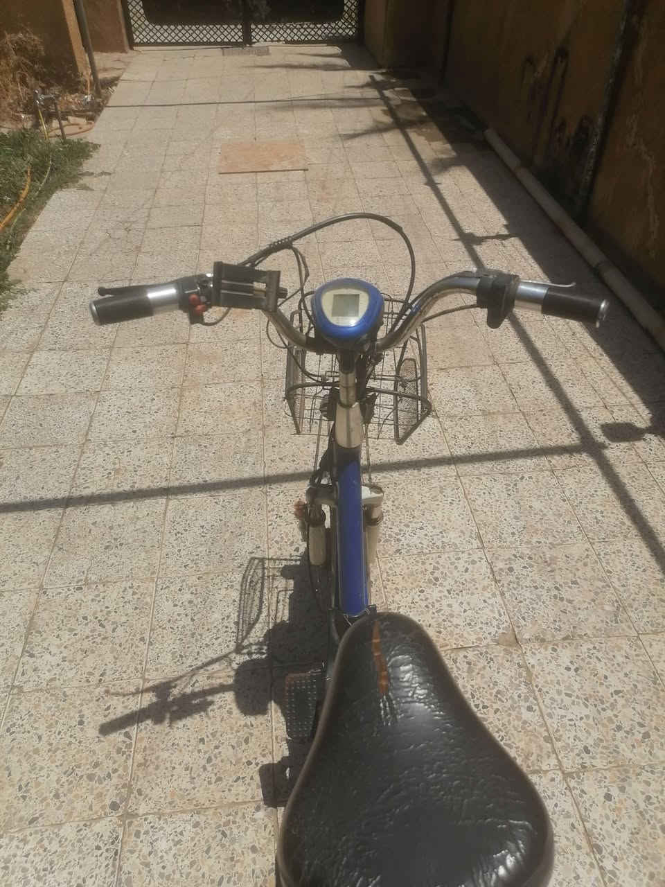 سلام عليكم دراجة شحن طافيه نقص بطاريات بصمه سويج ابيع كوم حديد مكفوله من اي عطل رايدها ب 150 وبيها مجال
عنواني الدوره حي الصحة 
***********
سلام عليكم دراجة شحن طافيه نقص بطاريات بصمه سويج ابيع كوم حديد مكفوله من اي عطل رايدها ب 150 وبيها مجال
