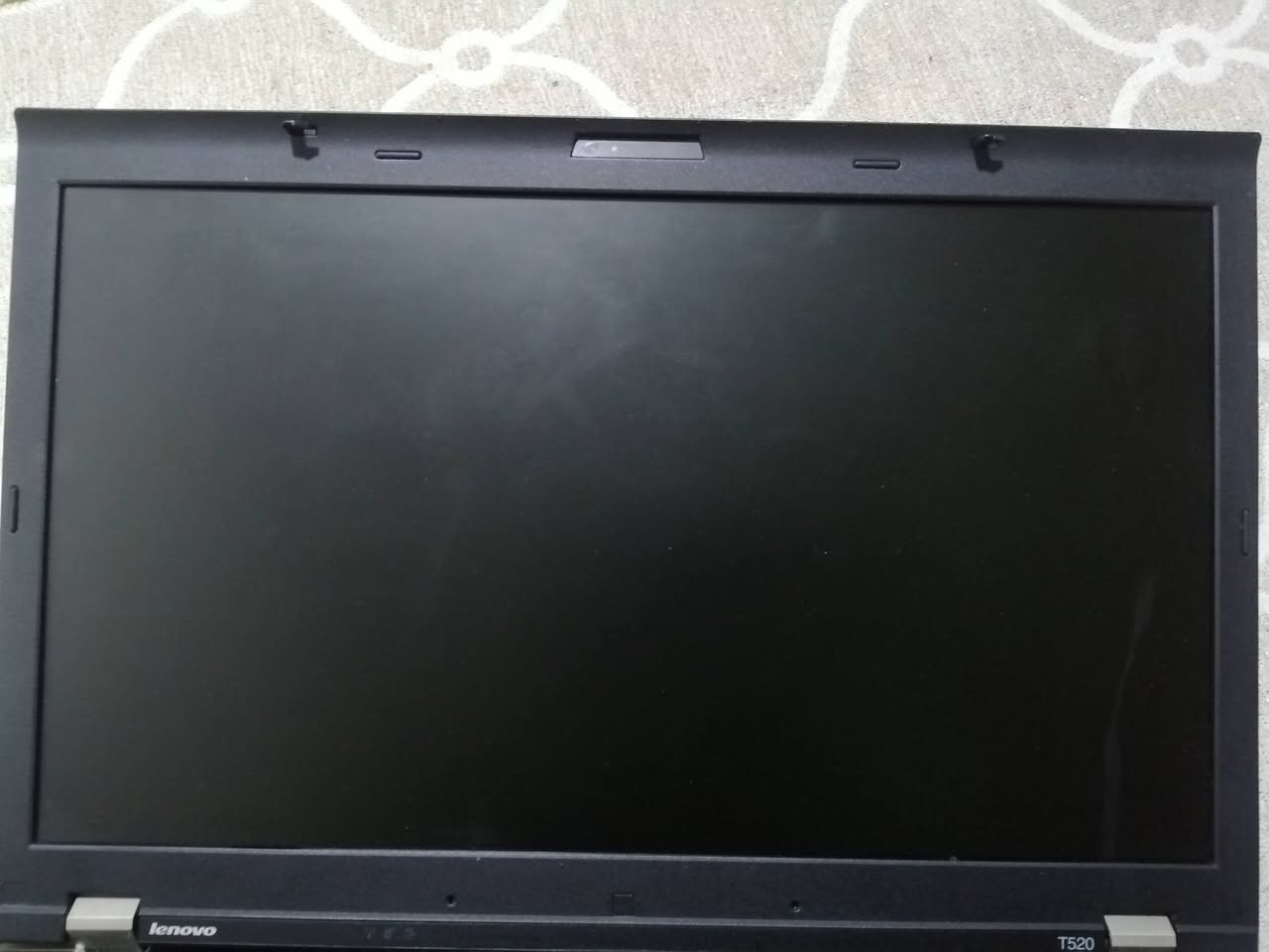 لابتوب لينوفو E530
المعالج ci5-2500M
Ram 8
هارد : 256ssd
السعر 100
رقم واتس ابـ ***********
