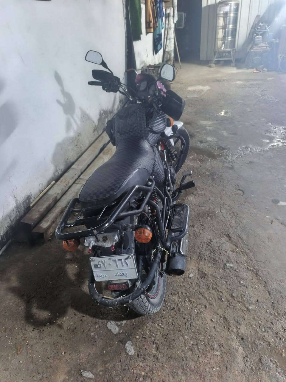 سلام عليكم دايوان موديل  23 مرقمه بغداد 200 cc  دراجه خير من الله شغل وطلع 2250 ثنين وربع وبيهة مجال استفسار رقم الهاتف ‏‪***********‬‏
