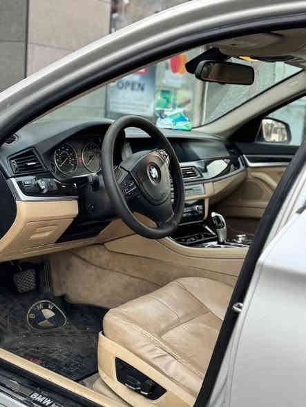 F10 موديل 2012 528
كلين سياره بدون صبغ 
السعر ١٥٥وبيه مجال 
مكان بغداد البياع 
***********
