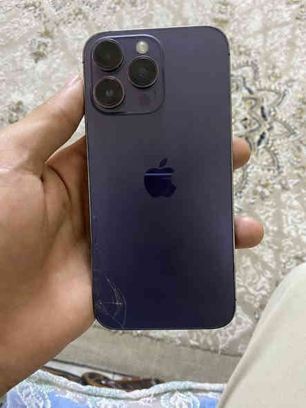 ايفون 14 برو ماكس مبدل شاشه اصليه وكامره والضهربي ضربه بس الذاكره 256 شرق اوسط بدون ملحقات المكان بغداد البنوك السعر 550 وبي مجال للتصال وتساب موجود***********
