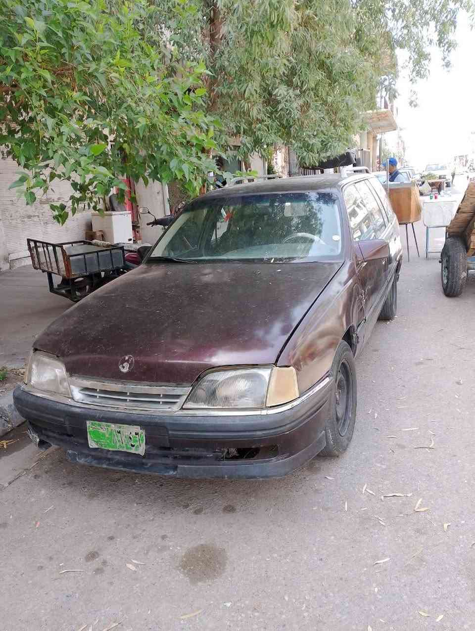 السلام عليكم عندي سيارتين اريد رؤوسهم سياره نظيفه حسب القناعه مرهم بيع ابيع التفاصيل على الخاص*********** العنوان موصل جانب الايمن
