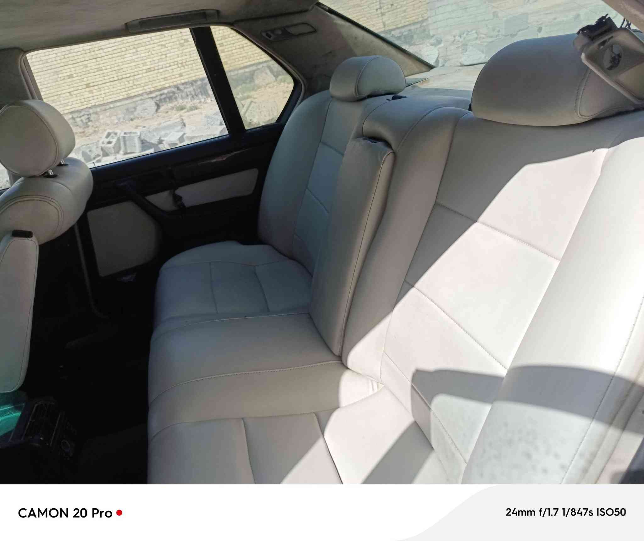 سلام عليكم
Bmw موديل 1992
سياره جاهزه من كلشي مواصفاته فول فتحه دبل جام اربع جام كهرباء 
كهربائيات كله شغاله تبريد ثلج 
السعر 60 وبيه مجال  رقم دولي اربيل تريد تداور تريد وكاله
مكينه بلادي  كشنات كهربائي السياره ما عايزه غير بس دعاميه          مكان السياره نجف حي النداء 
***********
