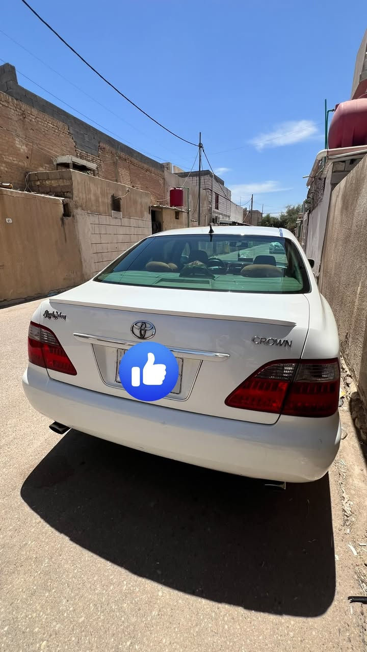 السلام عليكم شاهينه موديل 2005 كفاله شاصي 82 المرغوب مكينتها D4 الچبير لونها صدفي ويل رياضي سنويه بأسمي مكان السيارة البصرة
للتواصل ***********
