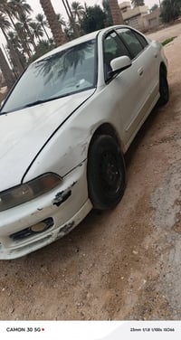 ميسيبوشي كلنت • ٢٠٠١ • ما تشتغل