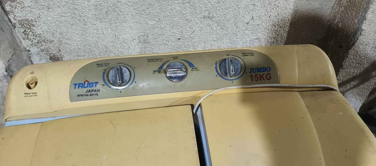 غساله ياباني حجم كبير ١٥ كيلو شغاله على الفحص للبيع سعره ٨٠ وبيه مجال مكاني حي النصر للستفسار *********** النجف, العراق
