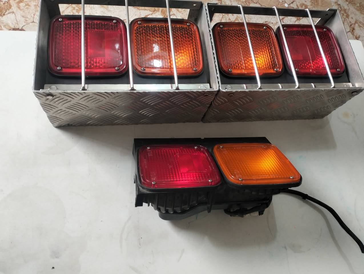 بك لايت هينو ياباني أصلي السعر 200 دولار ثلاث قطع


**إذا كنت صاحب هذا الإعلان وتريد حذفه لأي سبب، رجاءا أرسل رسالة إلى الدعم الفني**