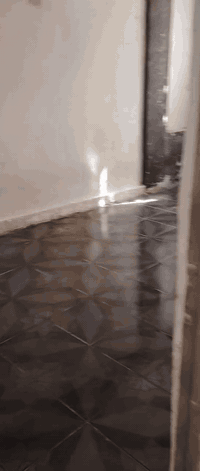 يوجد لدينا
شقه للايجار معزوله طابق ثاني

غرفة كلدور مطبخ صحيات

سعر الاجار 250 الف

حله حي المهندسين قرب مركز تأهيل الجرحى

للاستفسار الاتصال على الرقم ***********
