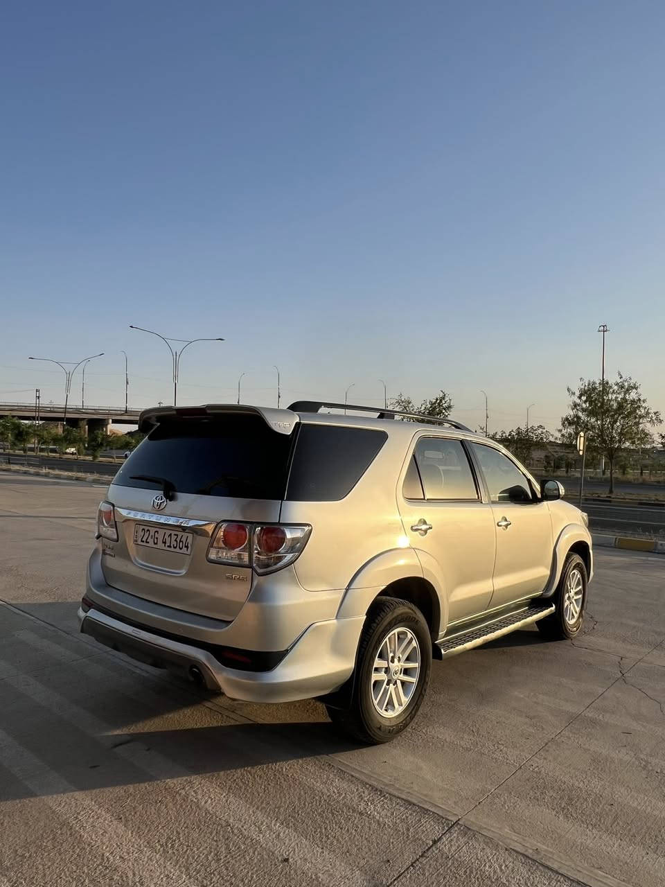 للبيع فورجنر ٢٠١٤ V6  محرك مامفتوح ب شرط 
سيارة بيهة بس بنيت صبغ بدون داخل
تخم تاير جديد سنوي جديد بسمي
سيارة ماشالله نضيف 
دينار مسرف مابي
مواصفات __دبل اكسل تحديث استيرن تبريد مركزي ٧ركاب 
جام كهرباي داخل بيجي 
مكان كركوك
***********
