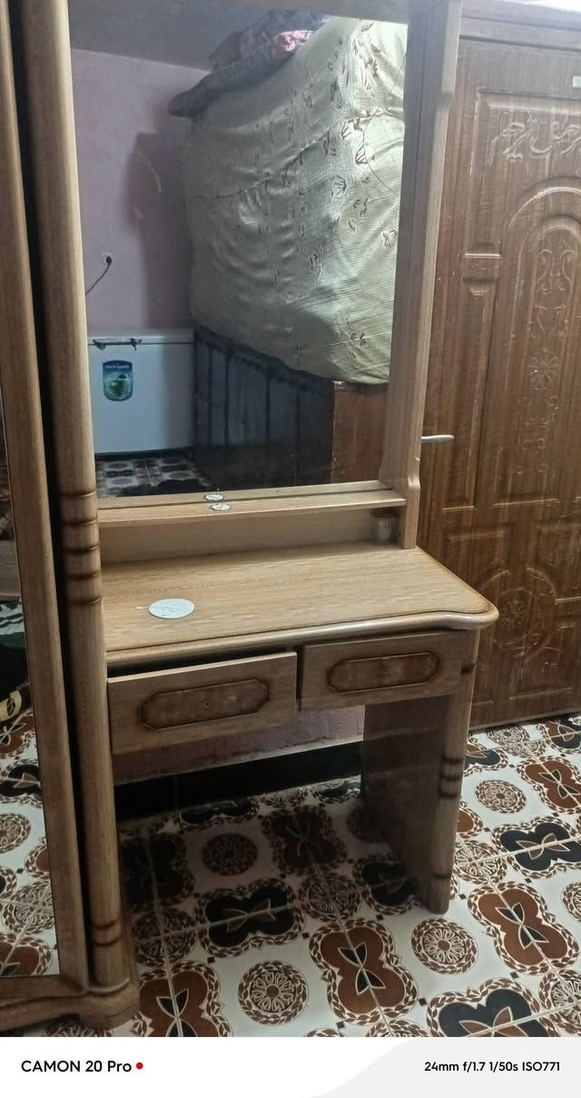 السلام عليكم غرفه لبيع جديده وما مستعمله تركي السعر خاص ***********
