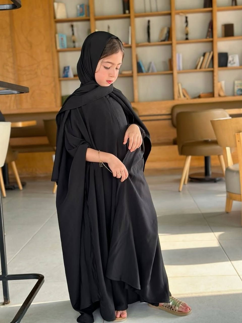 جملة اقل طلب نص درزن 
عباء + شال بناتي 
 قماش مدينة ايبك
قياسات من 6 سنوات الى 16 سنه 
@إشارة


**إذا كنت صاحب هذا الإعلان وتريد حذفه لأي سبب، رجاءا أرسل رسالة إلى الدعم الفني**