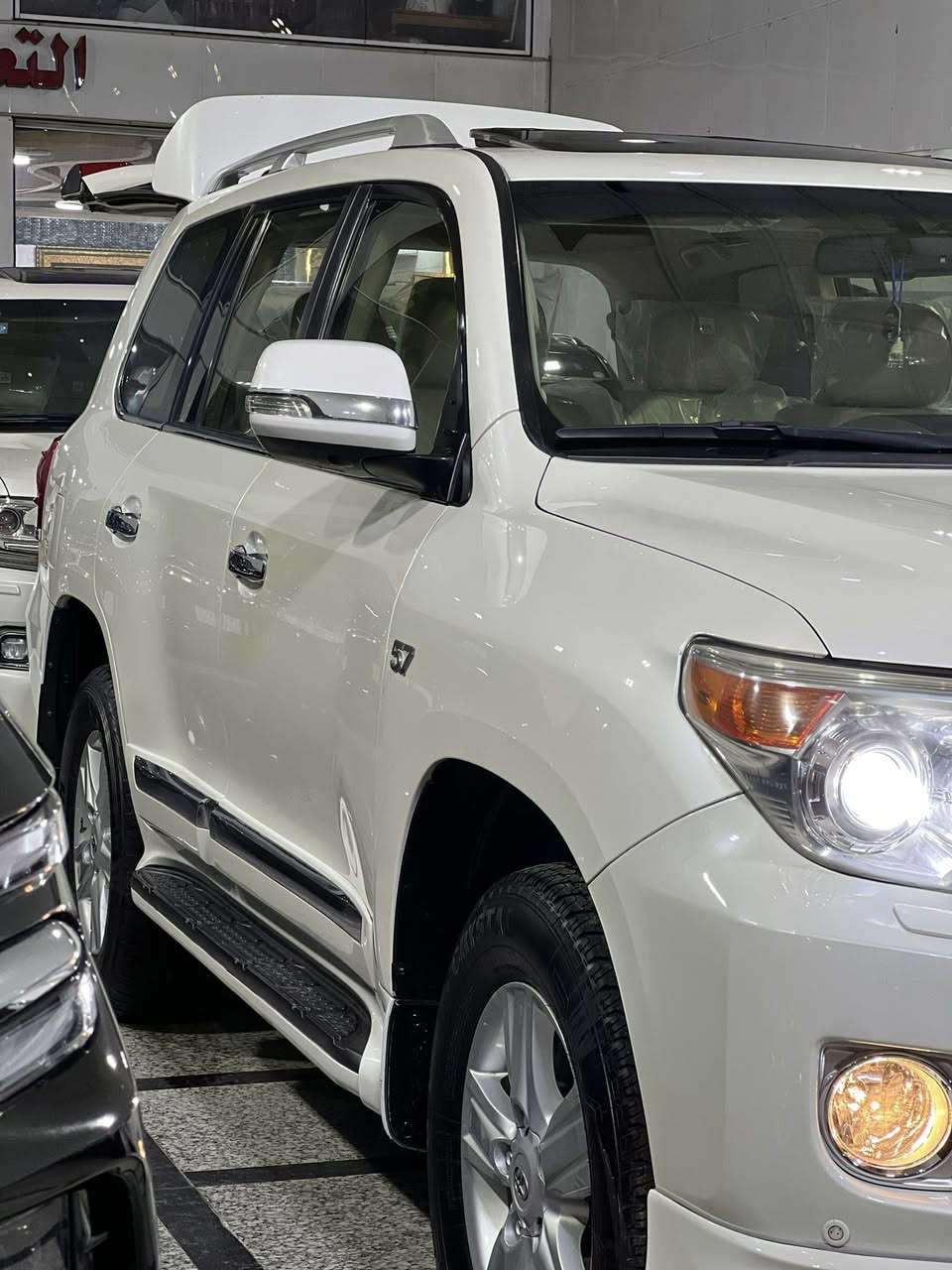 السلام عليكم تويوتا لاندكروزر (2013)VX.R 5.700 رقم اربيل بسمي سياره جاهزه من كلشي
فول موصفات كشرن تبريد خزن ميموري باب خلفي كهربائي
***********
***********
