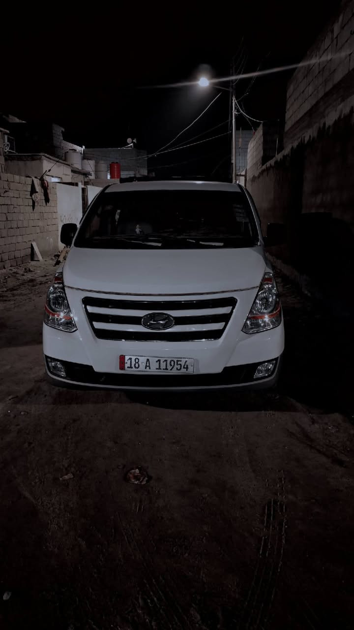 ستاركس مديل 2009
مكينه جديده كير جديد 
تبريد جديد منضومه كامله حداديه الخلفيه فول 
الامامي عوزه دبلات  سنويه لل2030 
ملاحضه جاملغات الخلفيه ثنينهم تعمير 
مكان سياره البصره ابي الخصيب سعره ١١٠بيه مجال قليل باسمي سياره 
***********
