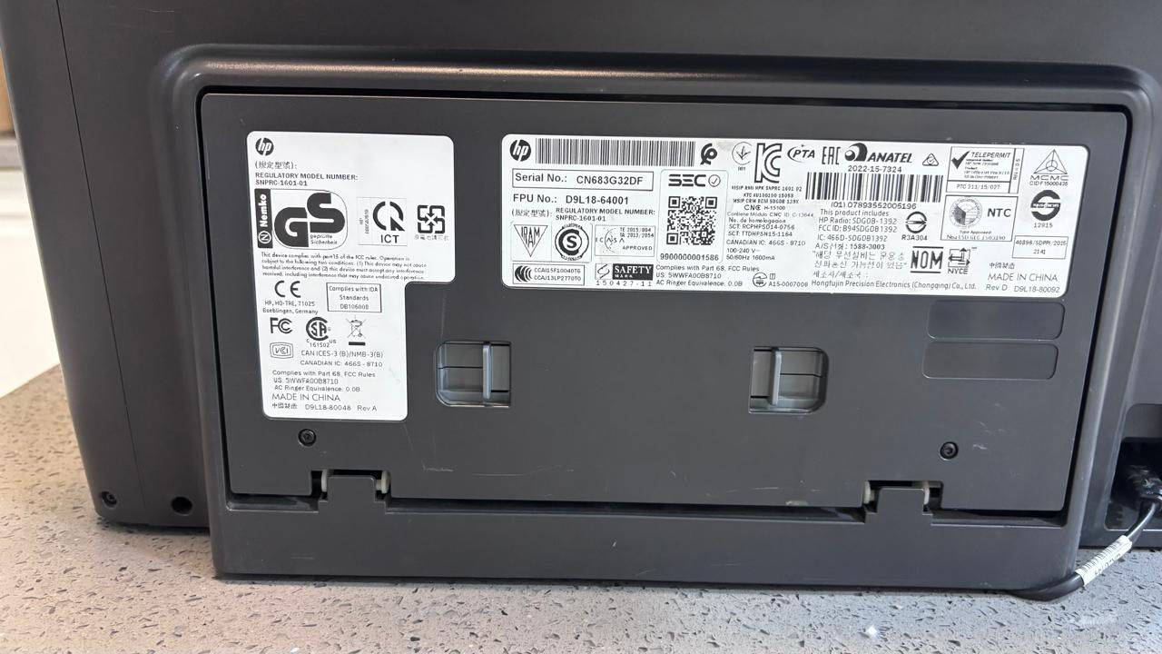 السلام عليكم طابعه للبيع hp غير مستخدمة السعر 250  التواصل عبر الرقم ***********
