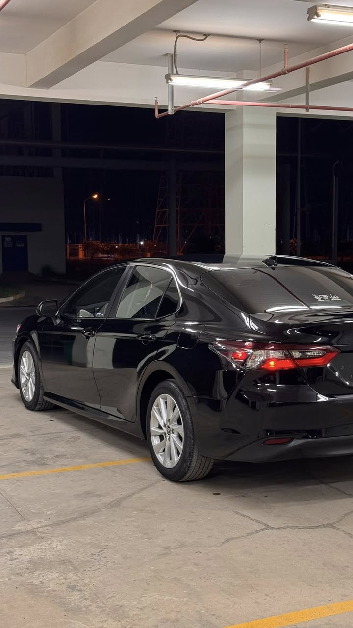 Toyota Camry 2023
Le   17000$
بدون تبديل بدونقطرة  صيغ 
بدون ايرباك بدون دواخل 
فقط تعديل بارد بالبونيد   BDR
ما ناقصها  اي شي على وضع الشركه 
صورة الحادث مُرفقه بالمنشور 
للتواصل : ***********
