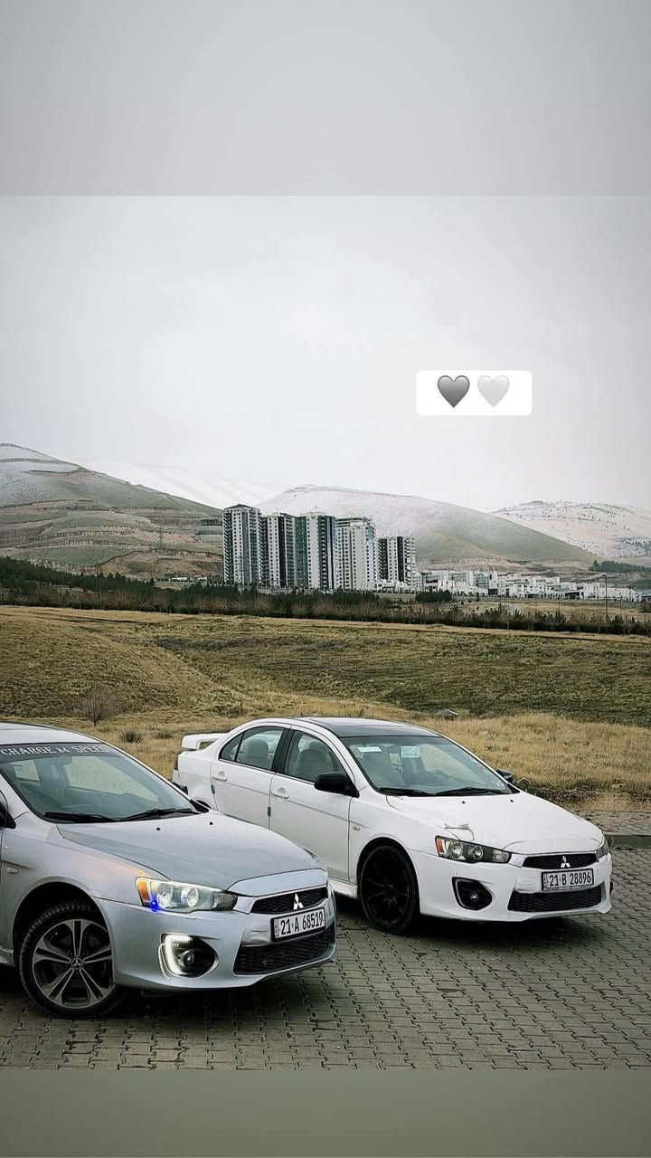 سڵاوی خوای گەورەتان لێبێت 
لانسەر قرش مواسەفات GT مۆدێل 2008 بۆ فرۆشتن 
سەیارەکە دوو پارچەی بۆیاخە بێ ناوگرتن و بێ قرچ بەشەرت 
چەمەلەخ= بۆنیت 

تازە پلاک و نۆزڵ و کۆیل و ڕۆنی مەکینەی گۆڕاوە هەمووی تازەیە 🧨

پۆڵیش و قەڵەمکاری بۆ کراوە 🩶
فوول جوانکاری و کەمالیاتی بۆ کراوە لە هیچ شتێکی نەقس نیە 

گێڕ و مەکینەی بەشەرتی ١٠٠ فیتەر تازە مەکینەی لۆکی خراوەتە سەر 

سەنەوی تازە بەسەر چووە ڕەقەمی تازەیە  هەمووگیانی بەشەرت 

سعری کۆتای 89 گەڵایە 
تکایە ئەگەر مووشتەری نیت نە تەلەفوون کە نە نامە بنێرە هەمووشتم نووسیوە  لەگەڵ رێزم 
بۆ هەموولایەک 💙 

0770 216 8420 Wats app+Viber السليمانية, العراق
