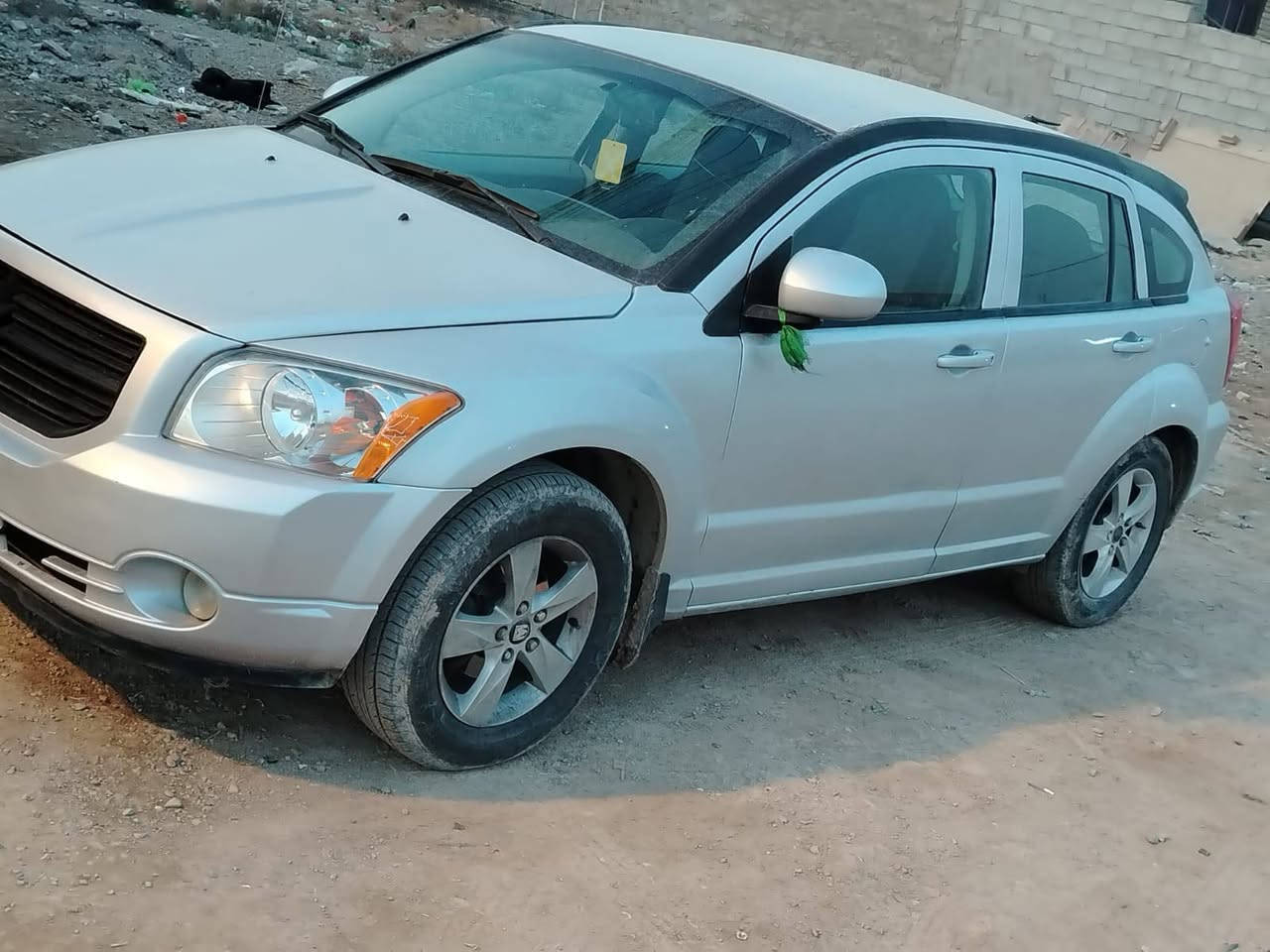 السلام عليكم دوج موديل 2007 سياره خير من الله كير مكينه تخم تاير وين ميعجبك طك سويج وطلع مكاني بغداد قرب مجمع بسمايه ***********اتصل ودلل
