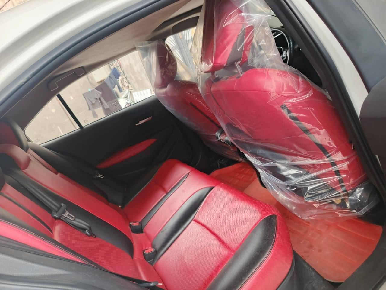 كورلا هايبرد موديل ٢٤ الشكل الأمريكي مكفوله دواخل جلد ارضيه جلد ومواصفاتها معروفه
السيارة ب اسمي ابيع تحويل رقم بغداد وعنواني بصرة 

السعر ١٤٨ وبيها مجال

***********

***********
