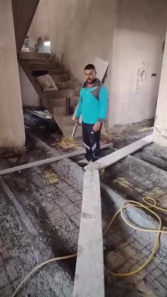مستعدون لحدل وصب جميع الارضيات وتدخيل السبيس وتنظيف البيوت وحدل التراب *********** استفسار اكثر

