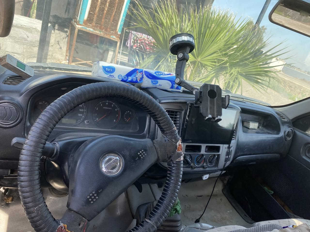 نيسان للبيع  محرك كير جديد قبل عشرين يوم نفضها نفض 
بغداد مشروع وطني  مصفره هي هيئه ومرور منظومه غاز ب 115 ورقه ***********موديل 2010
