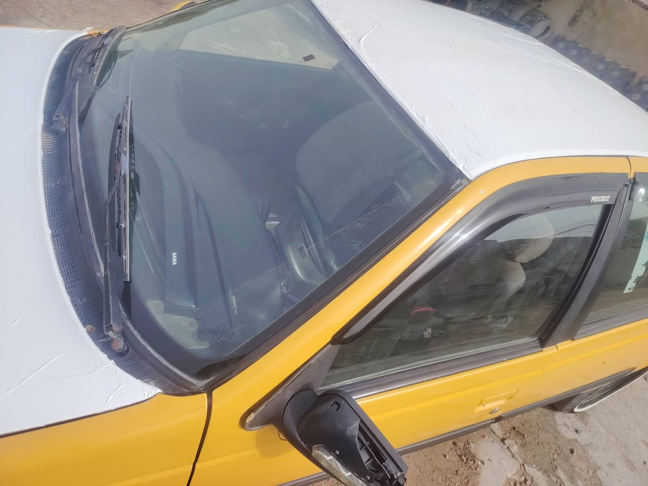 السلام عليكم بيجو  جيلاكس موديل٢٠١٢ للبيع سياره حادث ما بيهه فقط طخه بالباب الخلفي ما مبينه مكينه وكير مكفولات حداديه جديده تخم تاير نظيف كهربائيات شغاله غرفه جديده السياره حلوه ما بيهه نقص سعرهه ٣٠ وبيهه مجال العنوان بغداد للتواصل ***********
رقم وسنويه جديدات واصله للبصمه
