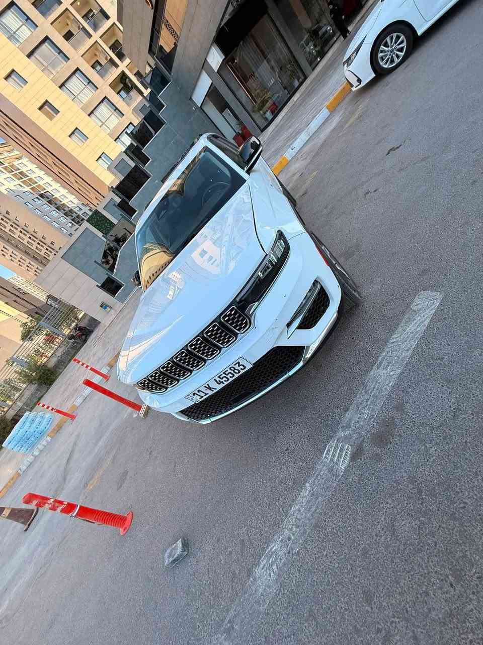 السلام عليكم جيب كراند شيروكي2023 4XE وارد امريكي
Jeep Grand Cherokee 4Xe 2023 2.0L

         حجم المكينه : 2000  تيربو + هايبرد + بلك ان 

المسافة المقطوعة : 23الف ميل

حادث السياره : بنيد و جاملغ وباب

                         

#مواصفاتها

3 شاشات

1.بصمه

2.ستيرن تدفئه

3. تشغيل عن بعد

4.دمام خلفي

5.كشنات جلد

6.كشن السايق ميمري

7.كشنات كهرباء

8.صندوك كهرباء

9.حساسات خلفيه

10. قطع تبريد 

11.اشاير بالمري

12.رادار امامي

13.رادارات 360

14.ثلاث وضعيات قياده

15. بنوراما فتحتين

16. كير ماوس

17. نظام منحدرات

18. هيترات بالكشنات 

19.تبريد بل كشنات

20.لايتات لد

21.بكلايت لد

22.كشافات

23.بصمة ابواب

#السعر :  220و بيه مجال بسيط

تفاصيل اكثر هذا ☎️رقمي ***********تحياتي 

مكاني بغداد حي الجهاد
