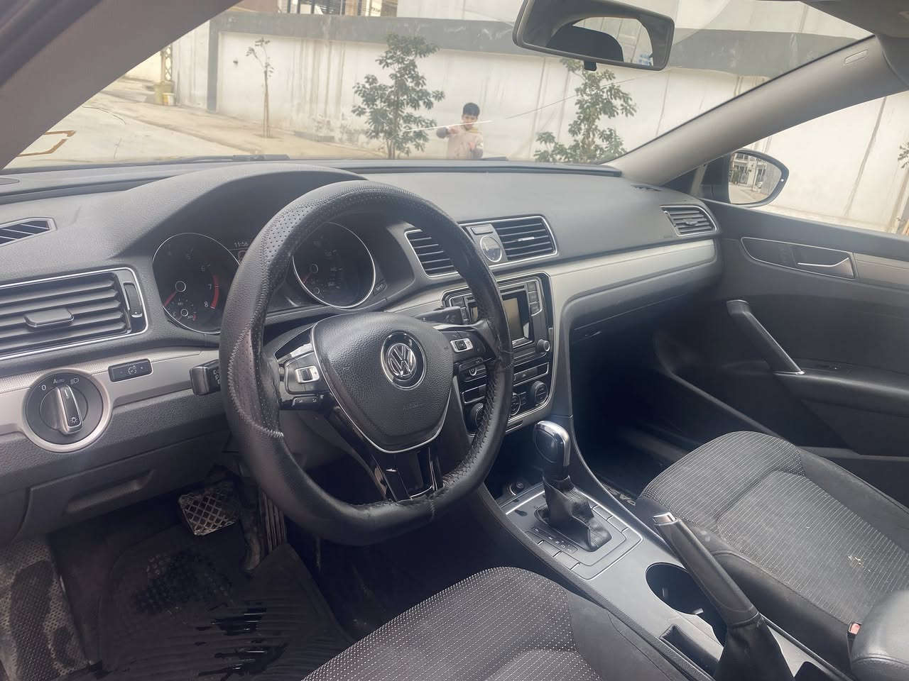 بسم الله الرحمان الرحيم.
پاسات 2016 محرك 18 تيربو
ست قطع صبغ بدون ارباك بدون دواخل بدون شاصي شرط. صدر كير محرك خير من الله. تبريد بشرط.مكان سيارة كركوك. سعر سيارة 105 بيها مجال للطيبين. 
***********
