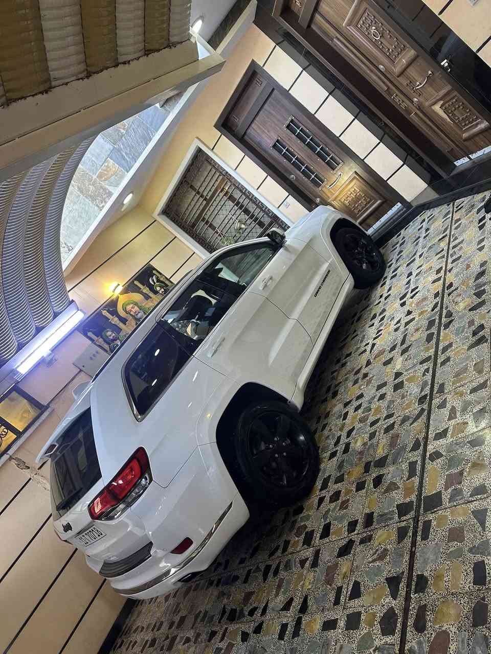 السلام عليكم جيب سومنت اعله فئه فوووول 1/1 جكات فول مديل 2016
حلوه بشكل وارد أمريكي حادث جاملغ وبنيد ونص صبغ مصبوغات بدون اي ارباك كله سليم ماشي 131  سيارة بسمي تحويل مباشر اي وقت الي يعجبك 
عنواني بغداد الخاص اعتذر 
 ***********
