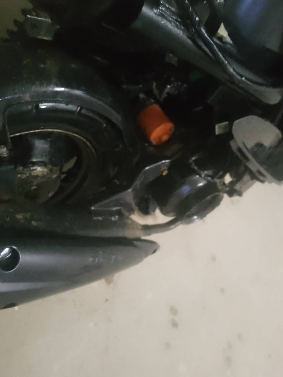 السلام عليكم شلونكم شباب دراجه ماكس عدله للبيع الدراجه 55مزود مرتب الدراجه مال لعب السعر 300وبيها مجال المكان الحله جمعية قرب النافوره رقم الهاتف ***********
