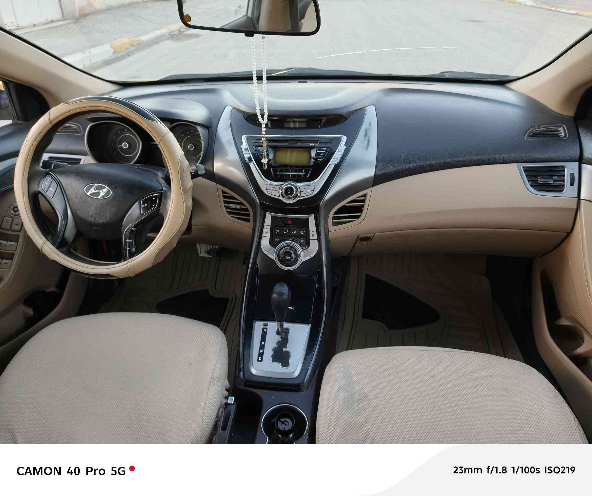 سلام عليكم
الانتره 13 خليجي 
مكينه 1800
كير شرط
 دحجات بصيطه بدون دواخل
 رقمه قادسيه نكليزي سنويه 30 
هيئه وغرامات مصفره خط جوال
 حداديه تخم تاير شرط 
 تحكم ستيرن اشاير بلمري 
 جاهزه سياره 
 السعر 98 
مكان السماوه 
استفسار ع ***********
