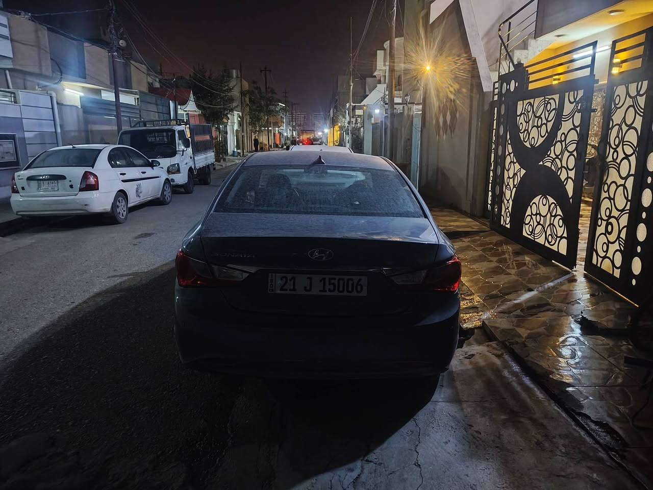 سونتا موديل 2013
وارد امريكي 
رقم سليمانيه انكليزي باسمي لحد 2030 
هزه جديد 
دفتر بانزين باقي تسليم 
سياره بي طرف سايق صبغ اثار شخوط 
***********
