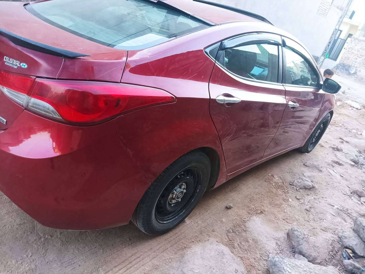 النترا موديل 2012 بصمه ومكينه وكير وتخم تاير مكفولات بيها 3 قطع صبغ سعرها/105 فول واحد على واحد وبيها مجال العنوان شارع 80 رقم بغداد سنويه 28  @‪0773 232 4860‬‏
