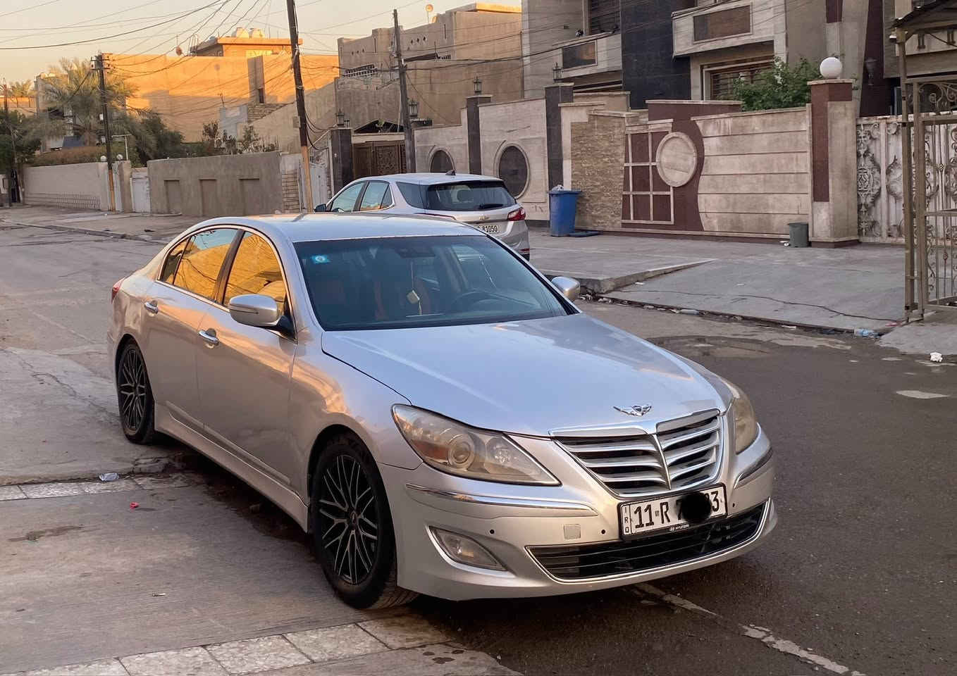 السلام عليكم
للبيع او المراوس بسعرها او اقل
هيونداي جينيسس 2013
وارد امريكي حادثها جاملغ وبنيد 
مصبوغه حزام السيارة
مكينة وكير بشرط 
مكينة 3800
رقم بغداد انكليزي بأسمي 
السعر 110 وبيها مجال بسيط
مكاني بغداد
للاستفسار/ ***********
متواجد واتساب
