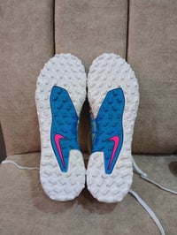 مقاس ٤٠ • توصيل مجاني • ملابس