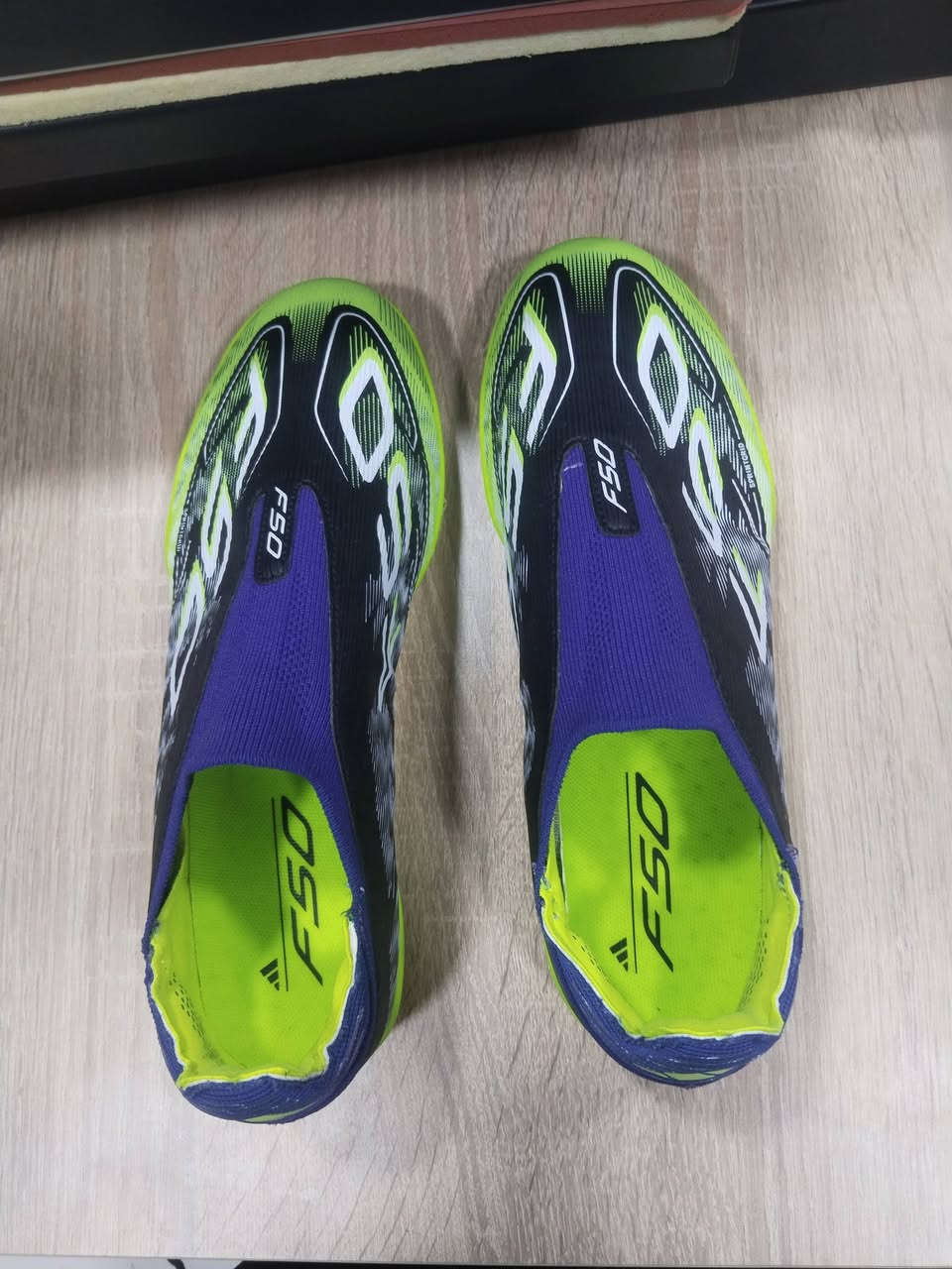 حذاء f50
القياس:  40/41/43
السعر خاص


**إذا كنت صاحب هذا الإعلان وتريد حذفه لأي سبب، رجاءا أرسل رسالة إلى الدعم الفني**