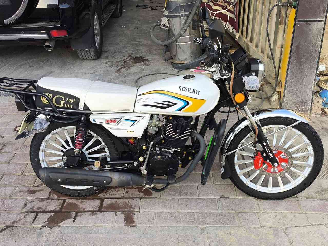 ايراني للبيع موديل 24 بلادي ممفتوح بي اي شي نضافه 100%100
مكاني ورار شقق الحجريه سعره 800 وبي مجال للشراي
الي ميعجبه السعر الفيس كلشي بي لا يكسر بحلال العالم
كلمه منك طيبه تكفي وشكرا رقمي للاستفسار ***********
