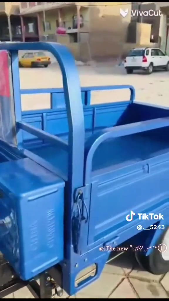 سلام عليكم ستوته البيع موديل 23 صارله اقل شهر من طالعه من الوكيل زيروو كفاله عامه سعر 2800وبي مجال   قليل شراي يتصل *********** اي واحد يعلق تعليق سلبي اهينه
