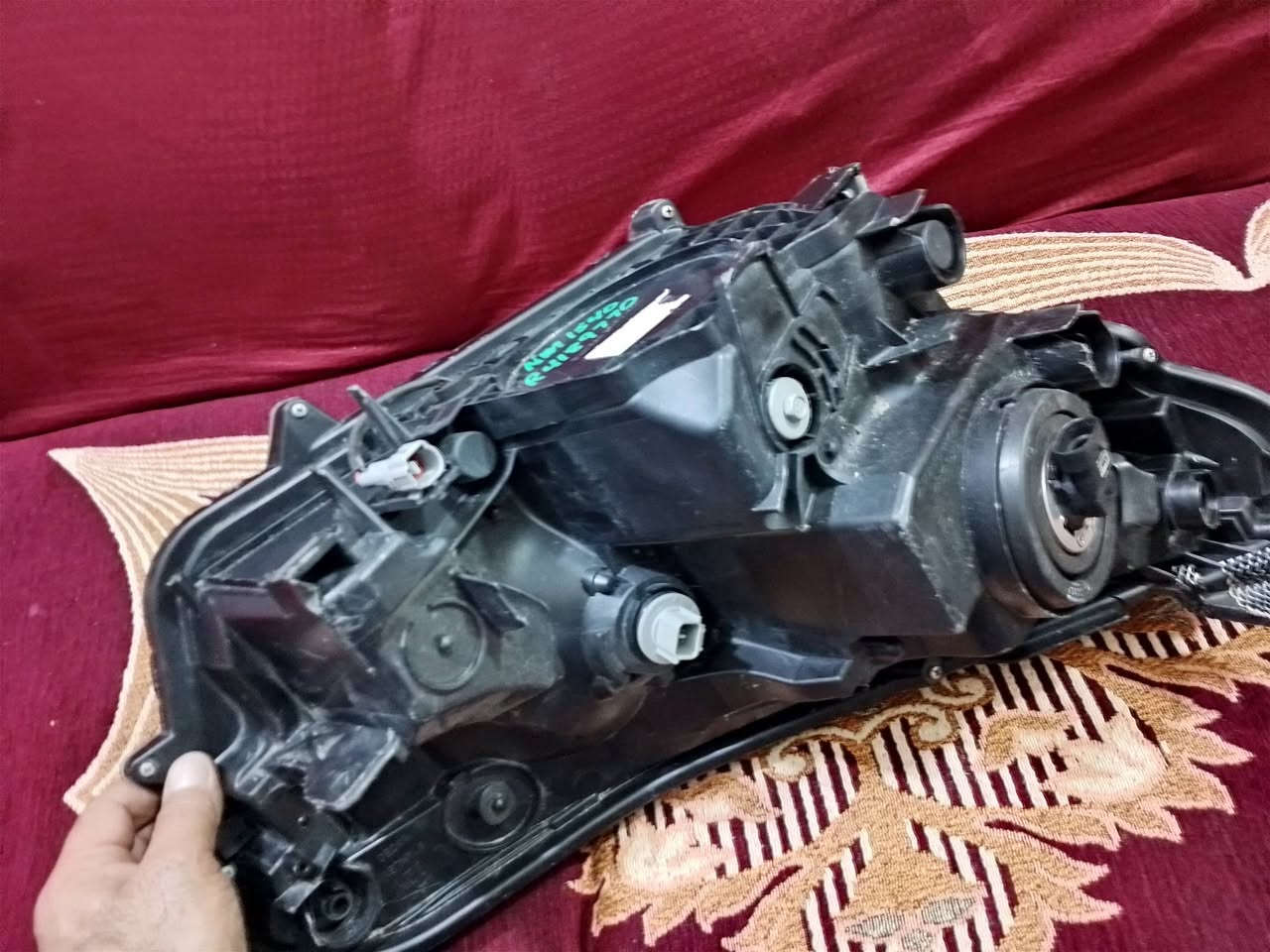 لايت رف 4 للبيع موديل 2018 مال حاويه صفحه اليسره نظيف حيل وياباني اصلي رقم الهاتف *********** السعر 175
